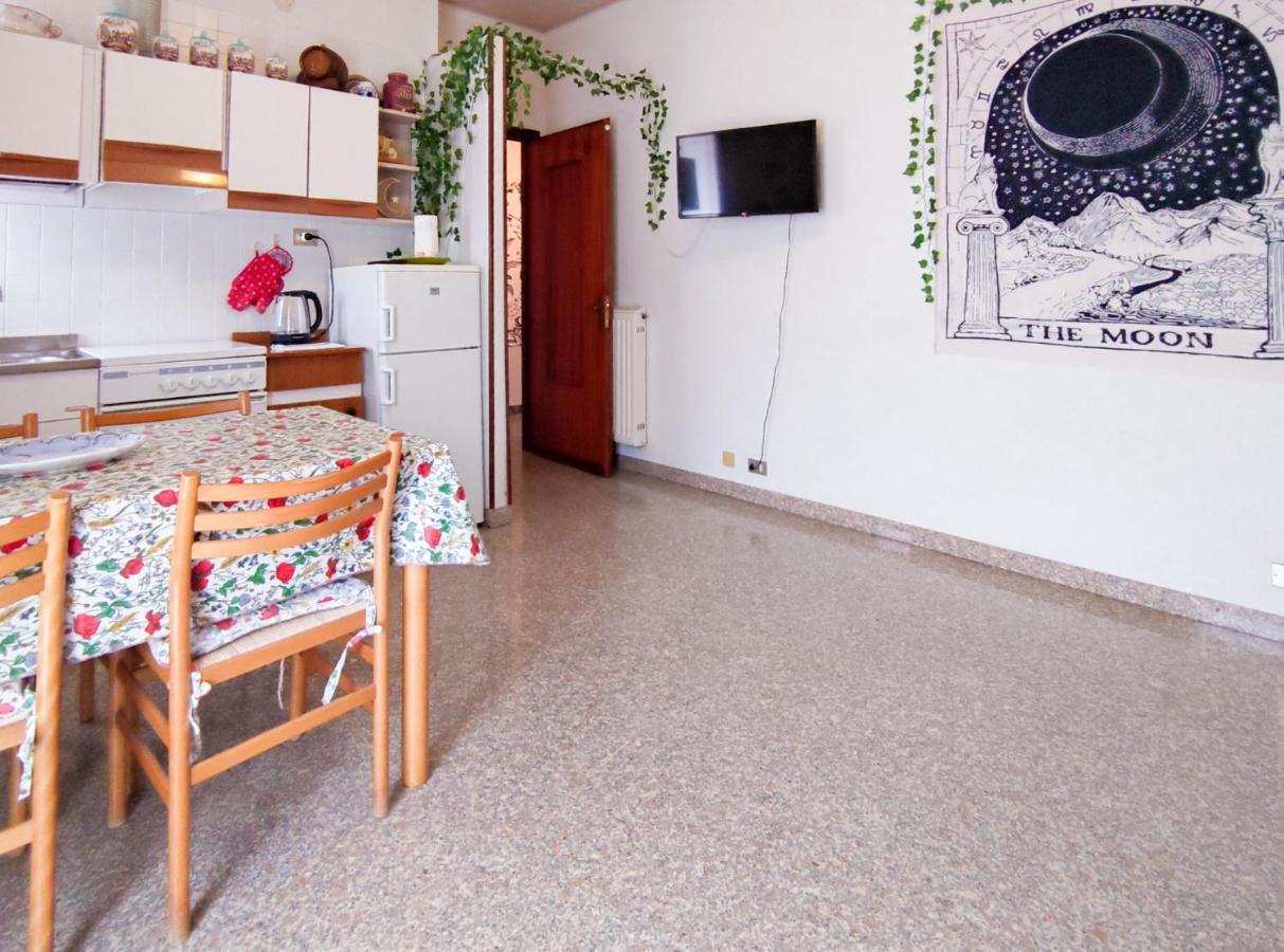 Casa Della Luna - By Ligooria Pietra Ligure Exteriér fotografie